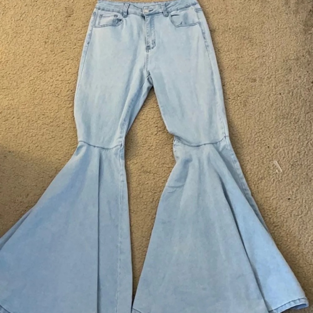 Extra flare jeans